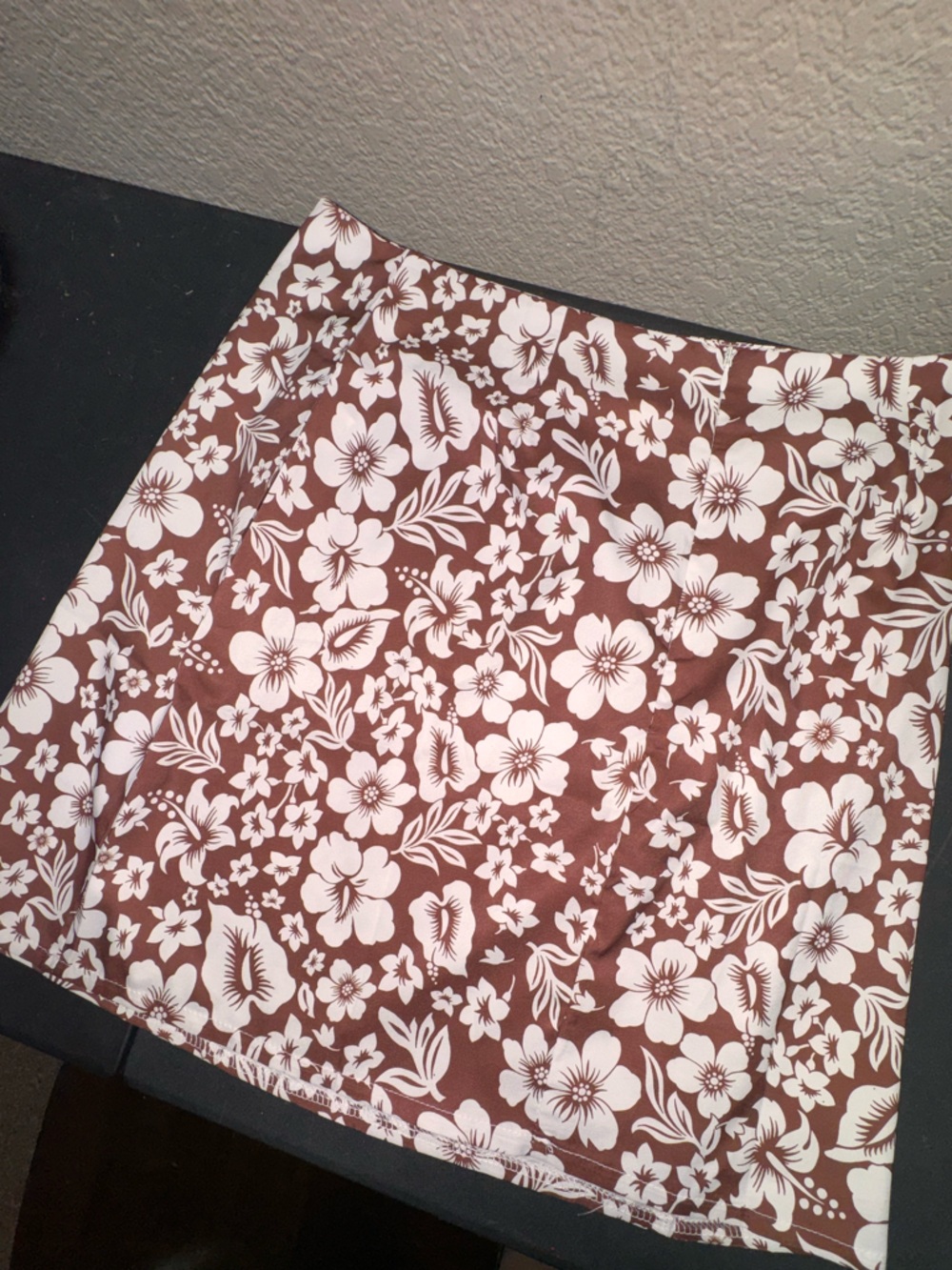 ROMWE Brown and White Floral Skirt